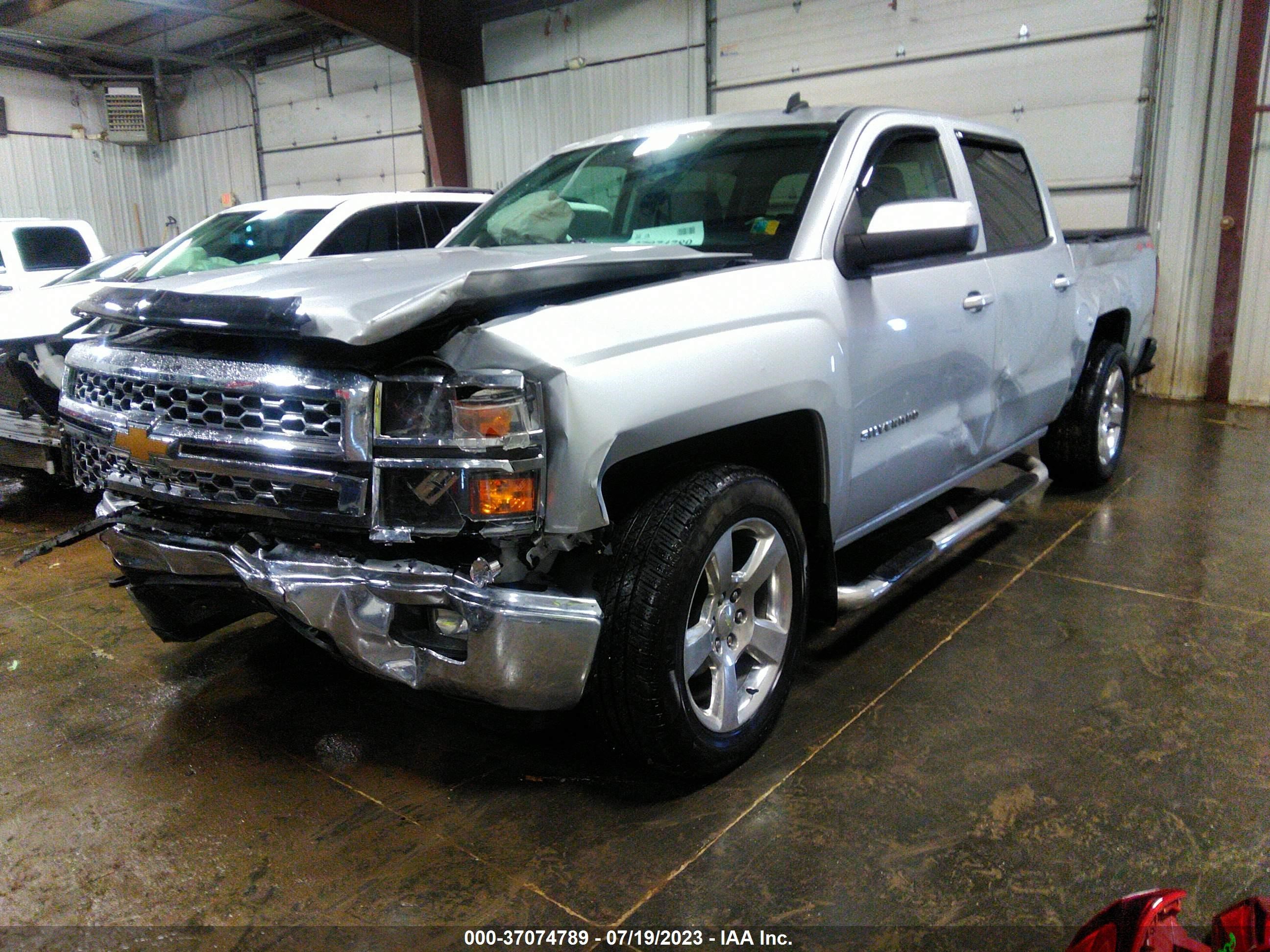 Photo 5 VIN: 3GCUKREC3EG415626 - CHEVROLET SILVERADO 