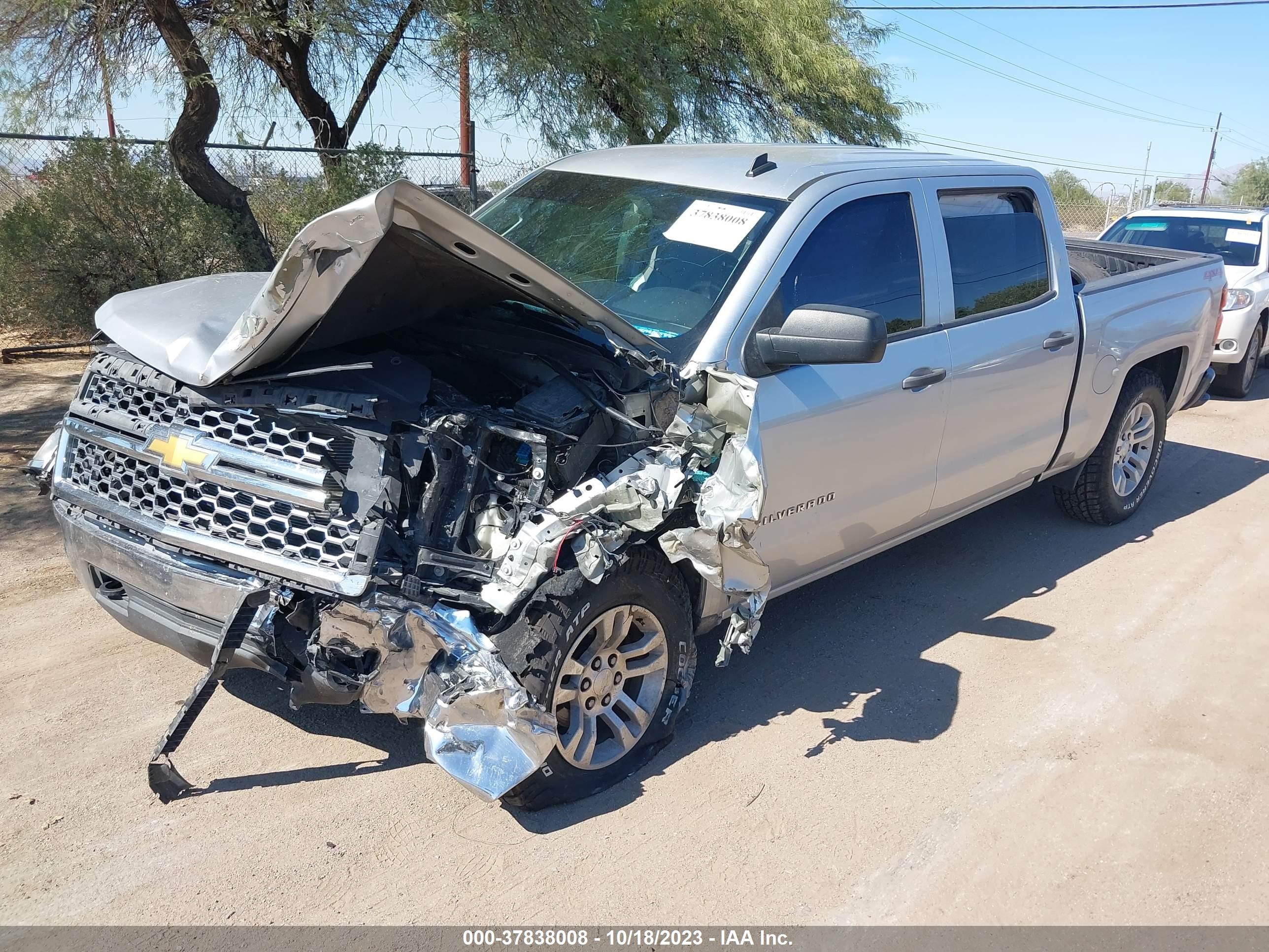 Photo 1 VIN: 3GCUKREC3EG456127 - CHEVROLET SILVERADO 