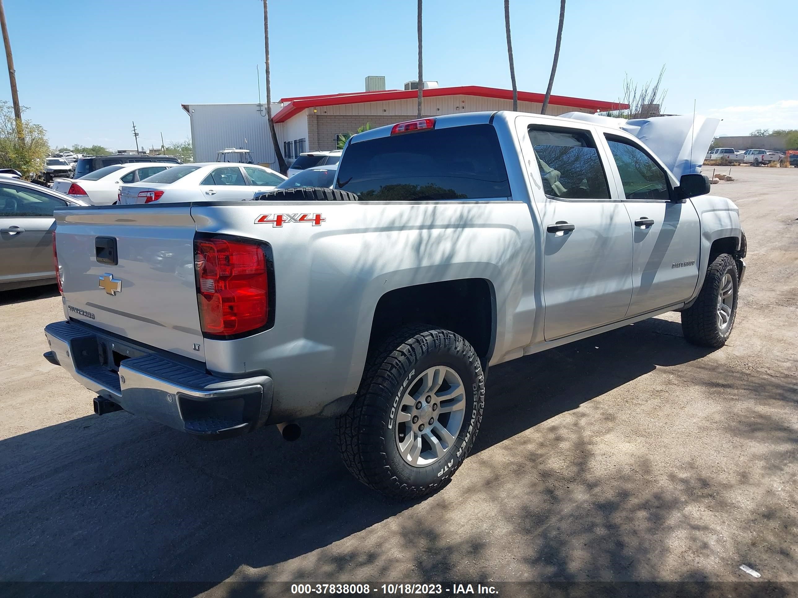 Photo 3 VIN: 3GCUKREC3EG456127 - CHEVROLET SILVERADO 