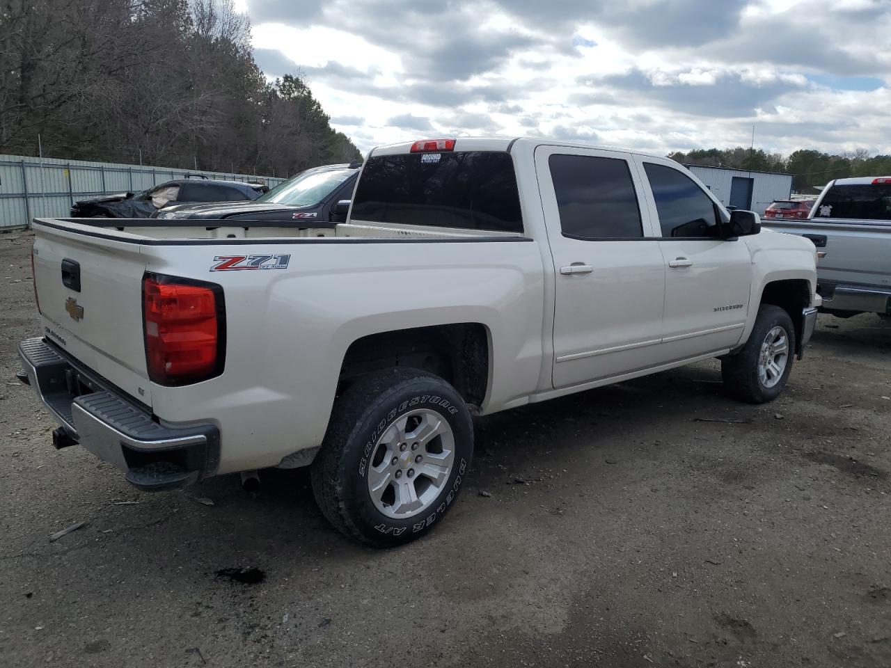 Photo 2 VIN: 3GCUKREC3FG242286 - CHEVROLET SILVERADO 