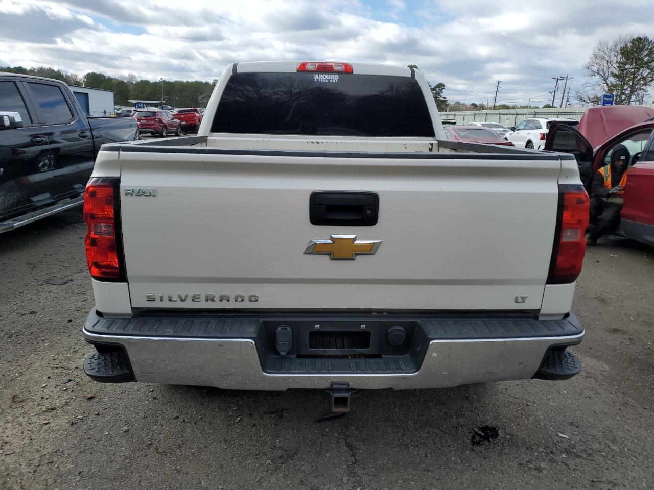 Photo 5 VIN: 3GCUKREC3FG242286 - CHEVROLET SILVERADO 