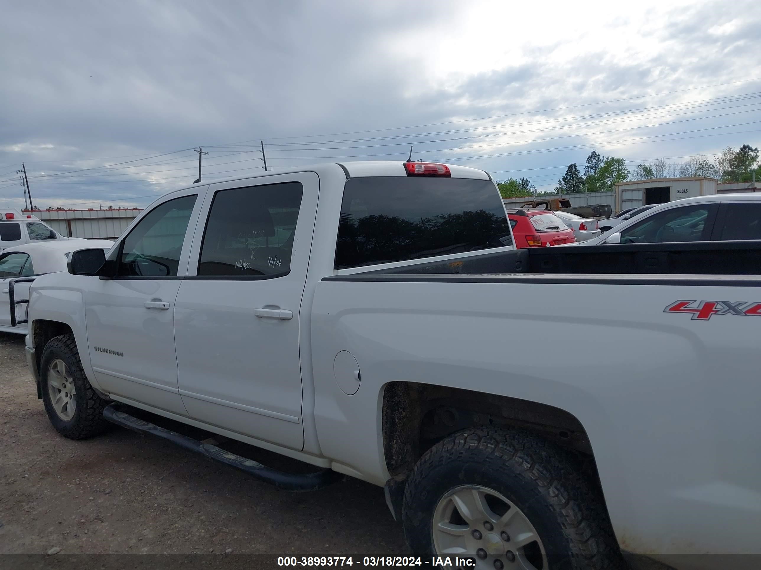 Photo 13 VIN: 3GCUKREC3FG377803 - CHEVROLET SILVERADO 