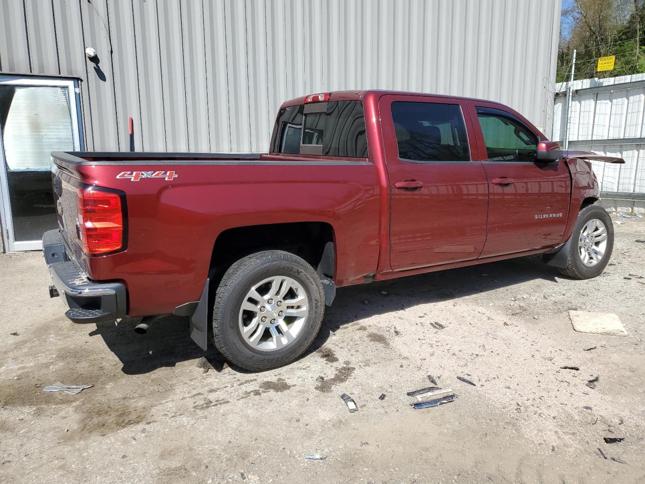 Photo 2 VIN: 3GCUKREC3GG326304 - CHEVROLET SILVERADO 