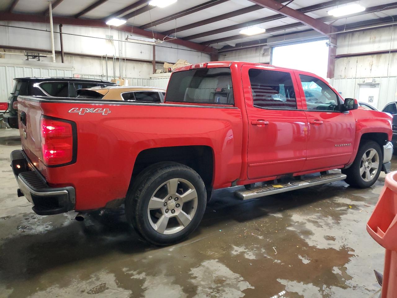 Photo 2 VIN: 3GCUKREC3HG263917 - CHEVROLET SILVERADO 