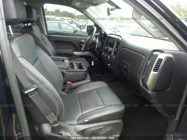 Photo 4 VIN: 3GCUKREC3JG117393 - CHEVROLET SILVERADO 1500 