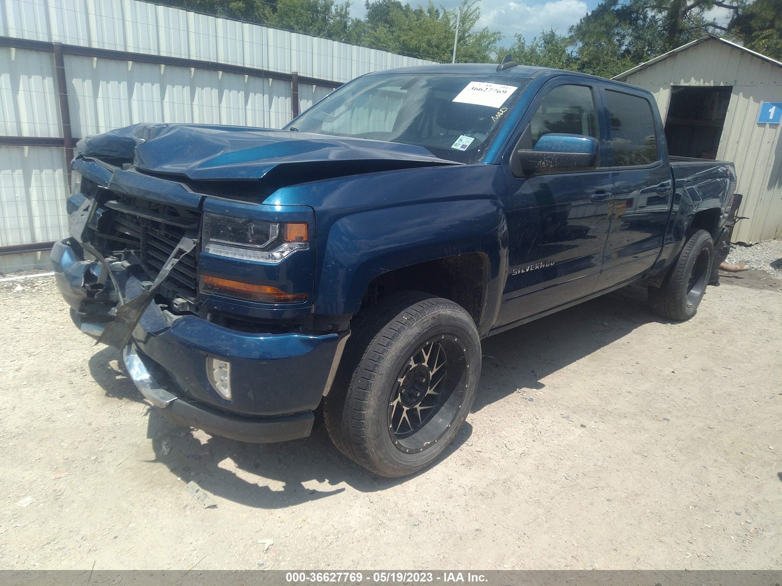 Photo 1 VIN: 3GCUKREC3JG347631 - CHEVROLET SILVERADO 