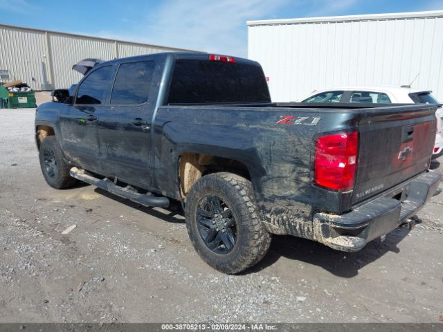 Photo 2 VIN: 3GCUKREC3JG393282 - CHEVROLET SILVERADO 1500 