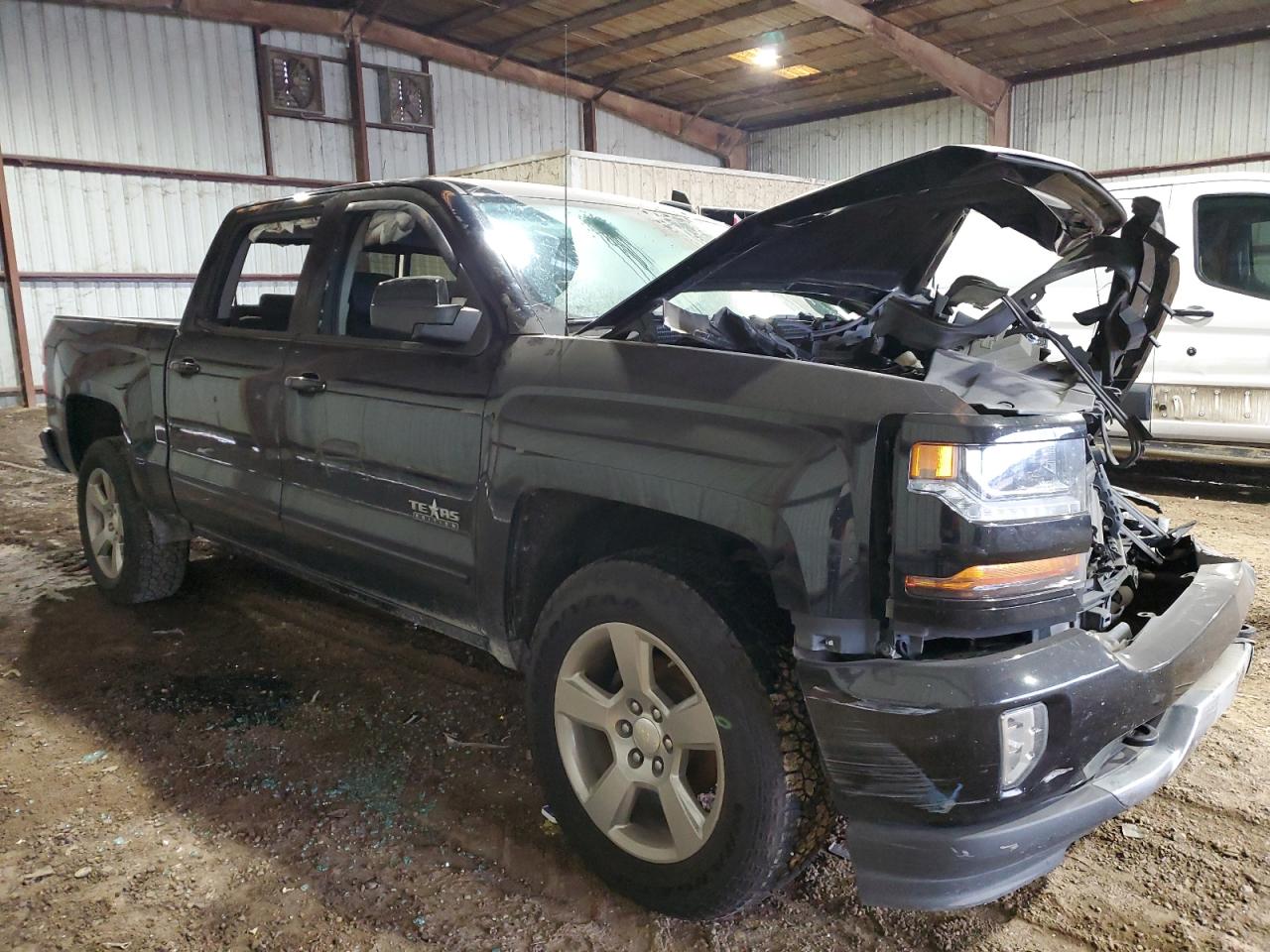 Photo 3 VIN: 3GCUKREC3JG399745 - CHEVROLET SILVERADO 