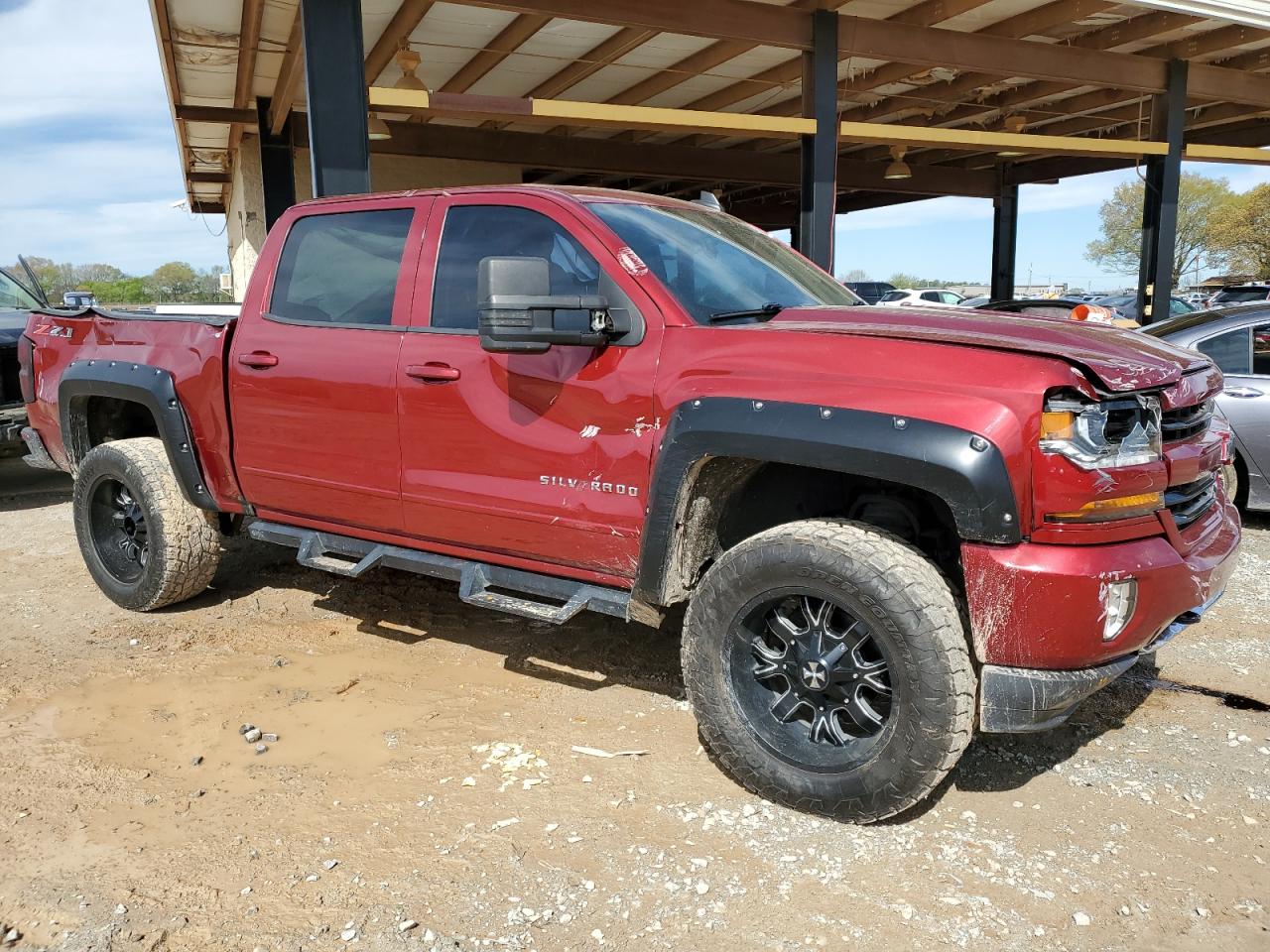 Photo 3 VIN: 3GCUKREC3JG415636 - CHEVROLET SILVERADO 