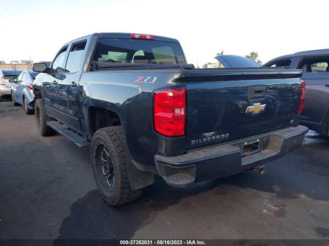 Photo 2 VIN: 3GCUKREC3JG565844 - CHEVROLET SILVERADO 1500 