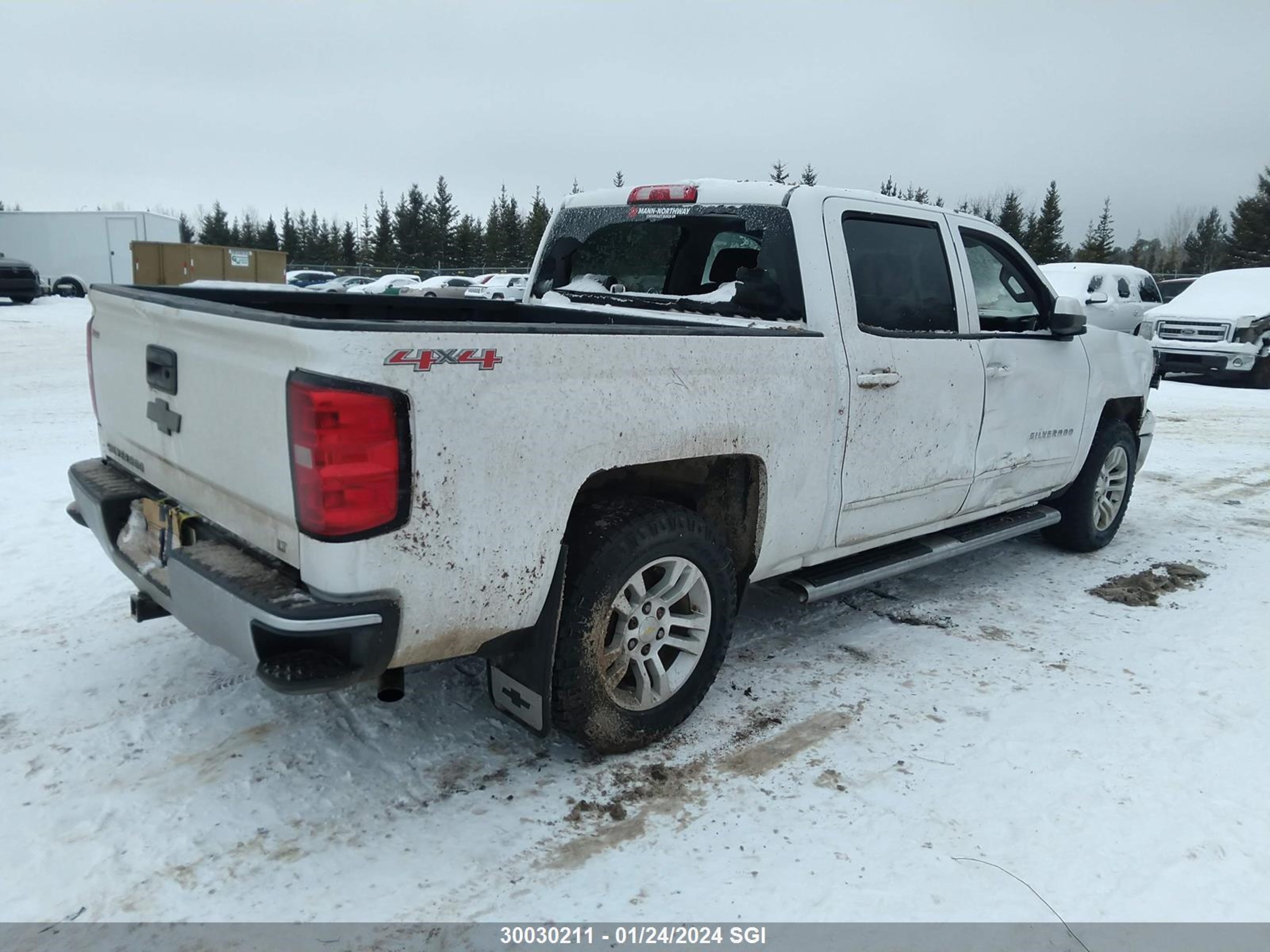 Photo 3 VIN: 3GCUKREC4FG352831 - CHEVROLET SILVERADO 