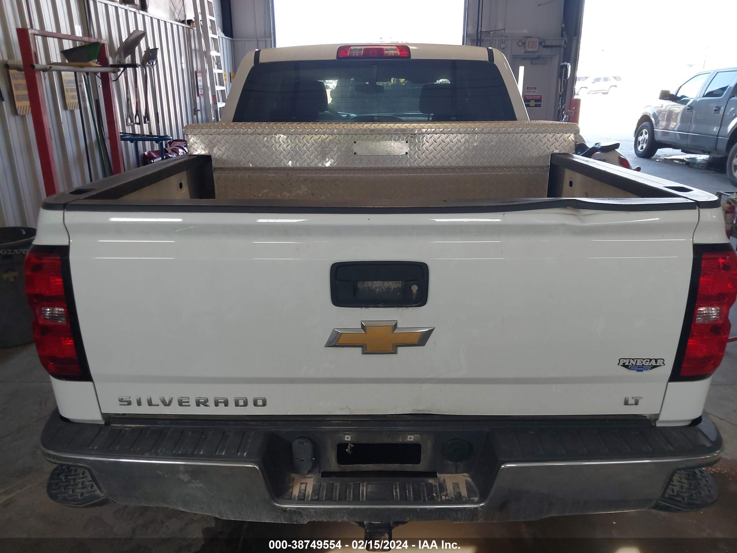 Photo 15 VIN: 3GCUKREC4FG353381 - CHEVROLET SILVERADO 