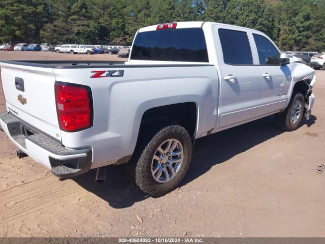 Photo 3 VIN: 3GCUKREC4JG155053 - CHEVROLET SILVERADO 