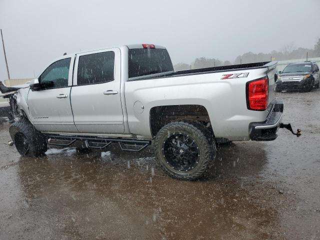 Photo 1 VIN: 3GCUKREC4JG226221 - CHEVROLET SILVERADO 