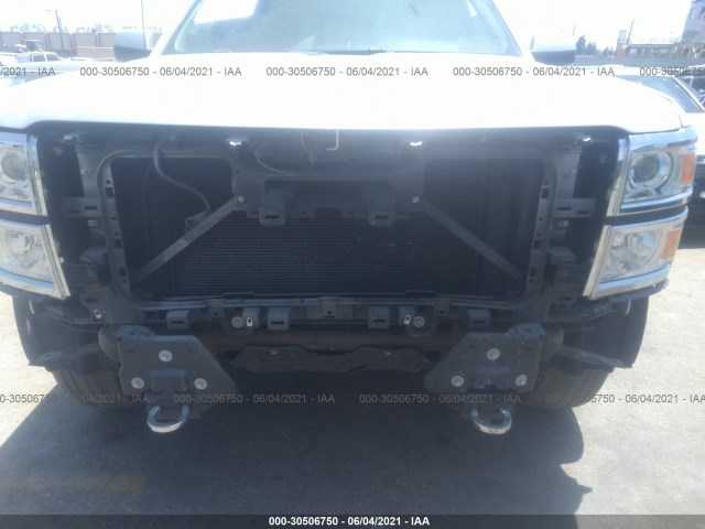 Photo 5 VIN: 3GCUKREC5EG120866 - CHEVROLET SILVERADO 1500 