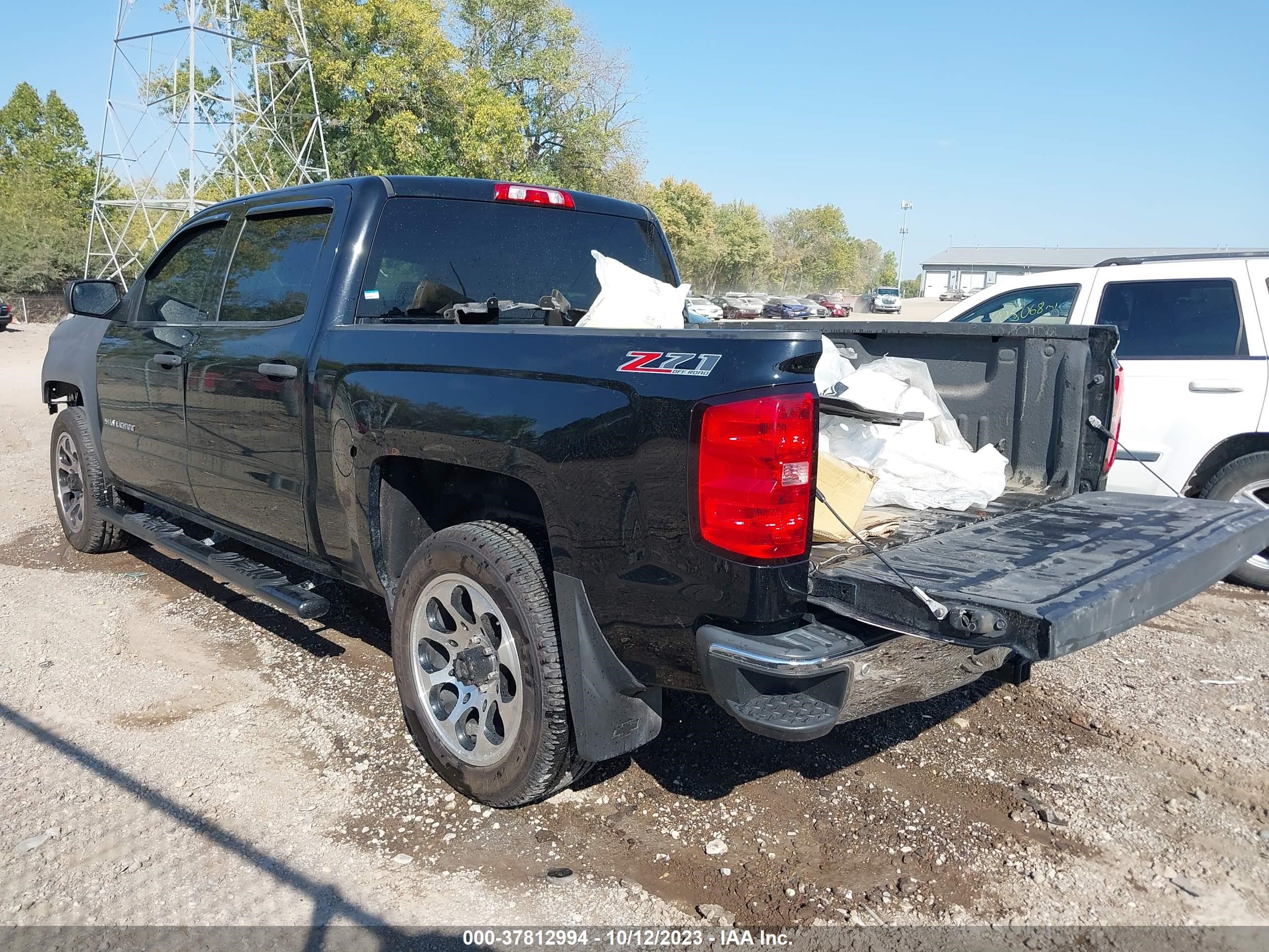 Photo 2 VIN: 3GCUKREC5EG275935 - CHEVROLET SILVERADO 