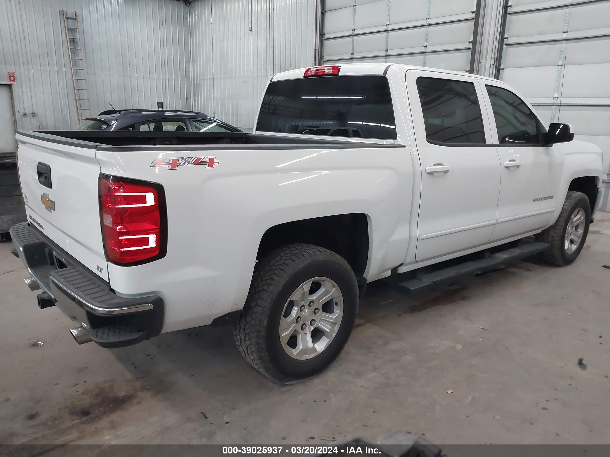 Photo 3 VIN: 3GCUKREC5GG323775 - CHEVROLET SILVERADO 