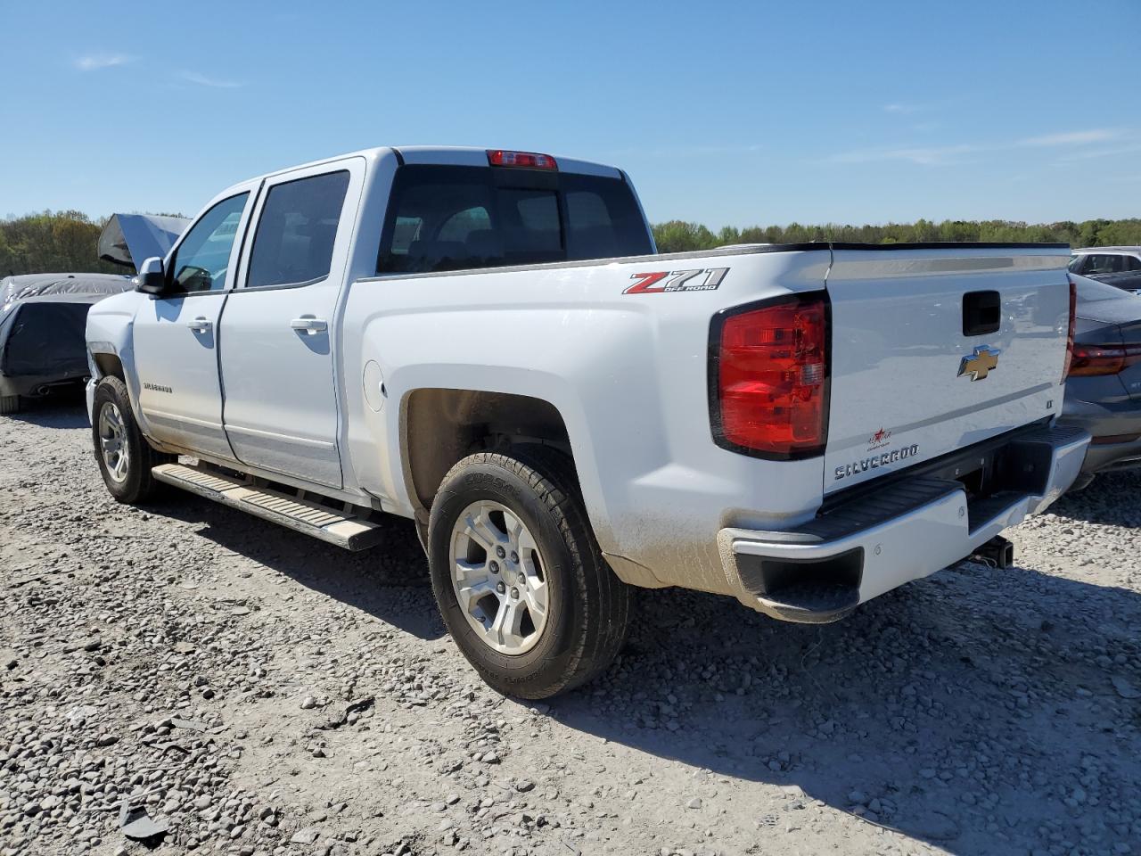 Photo 1 VIN: 3GCUKREC5JG579129 - CHEVROLET SILVERADO 