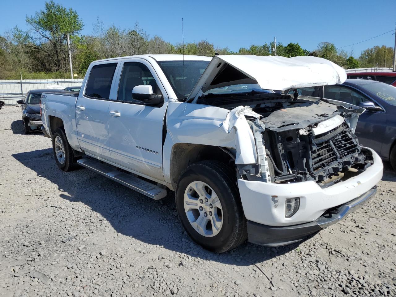 Photo 3 VIN: 3GCUKREC5JG579129 - CHEVROLET SILVERADO 