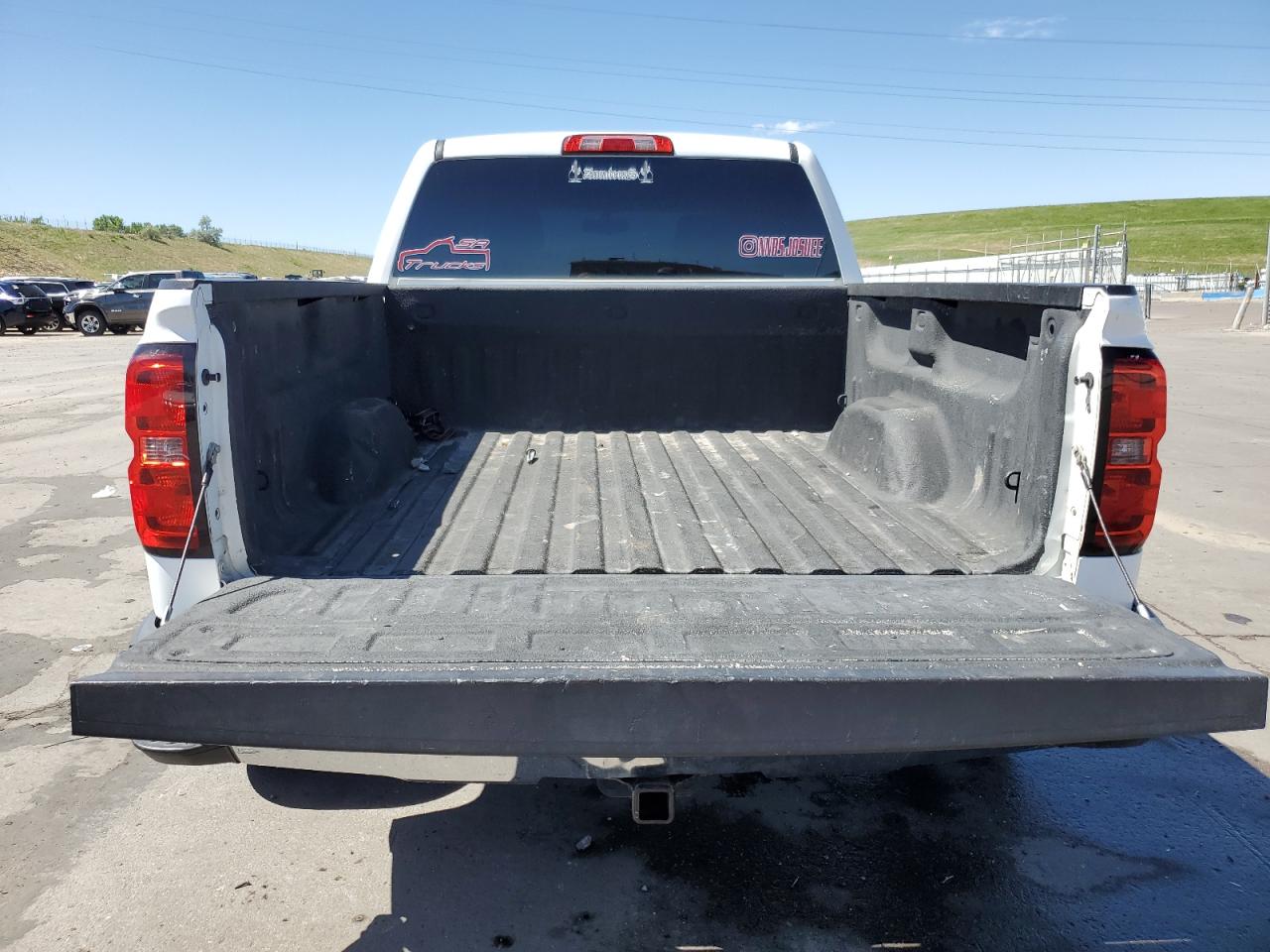 Photo 5 VIN: 3GCUKREC6EG130757 - CHEVROLET SILVERADO 