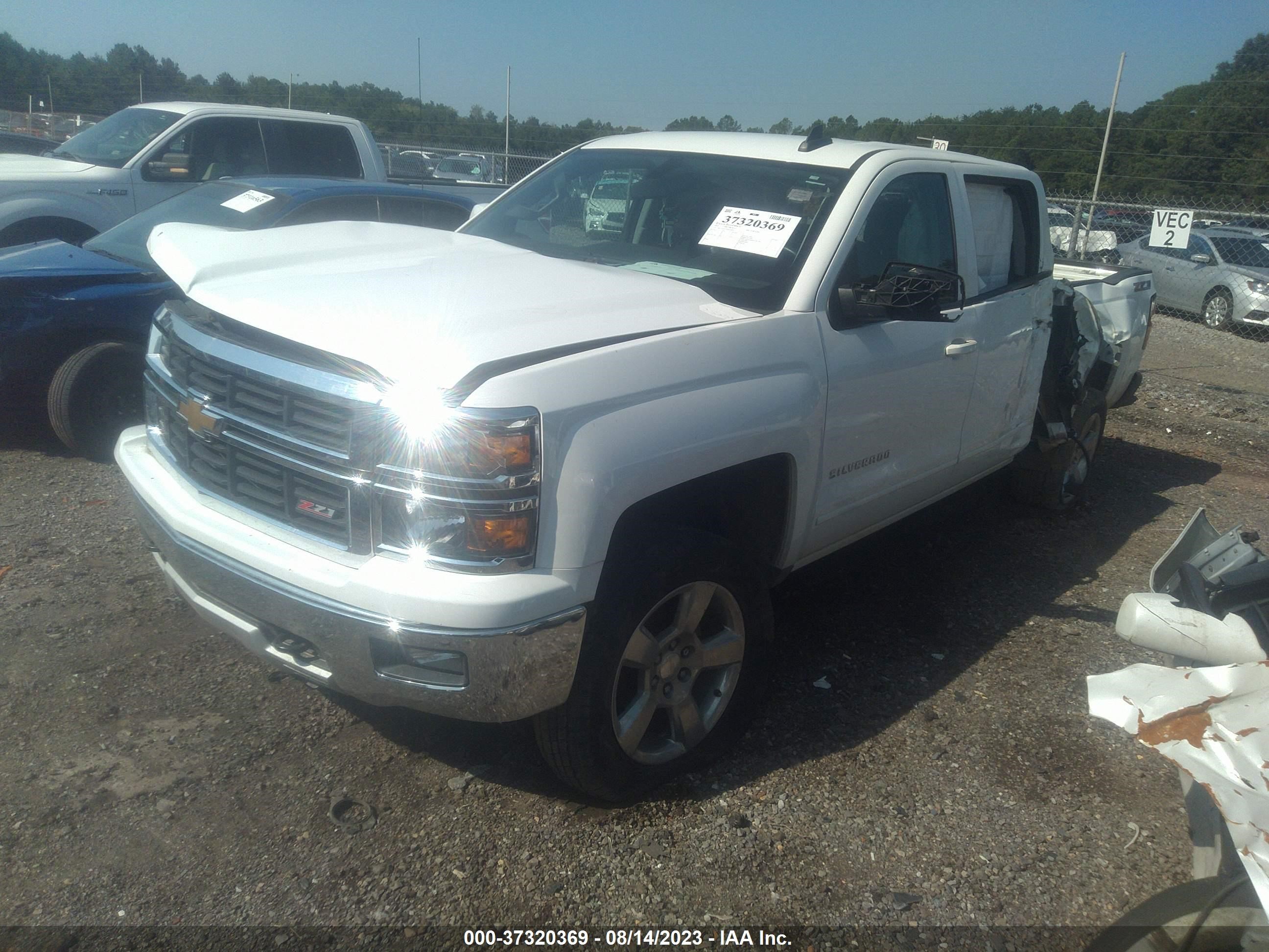 Photo 1 VIN: 3GCUKREC6FG438464 - CHEVROLET SILVERADO 