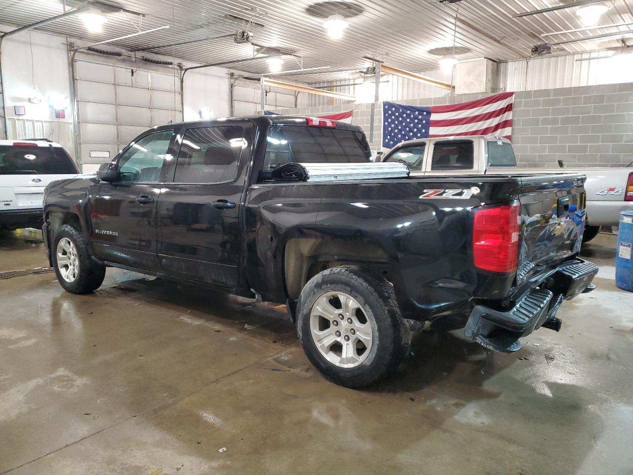 Photo 1 VIN: 3GCUKREC6GG268835 - CHEVROLET SILVERADO 