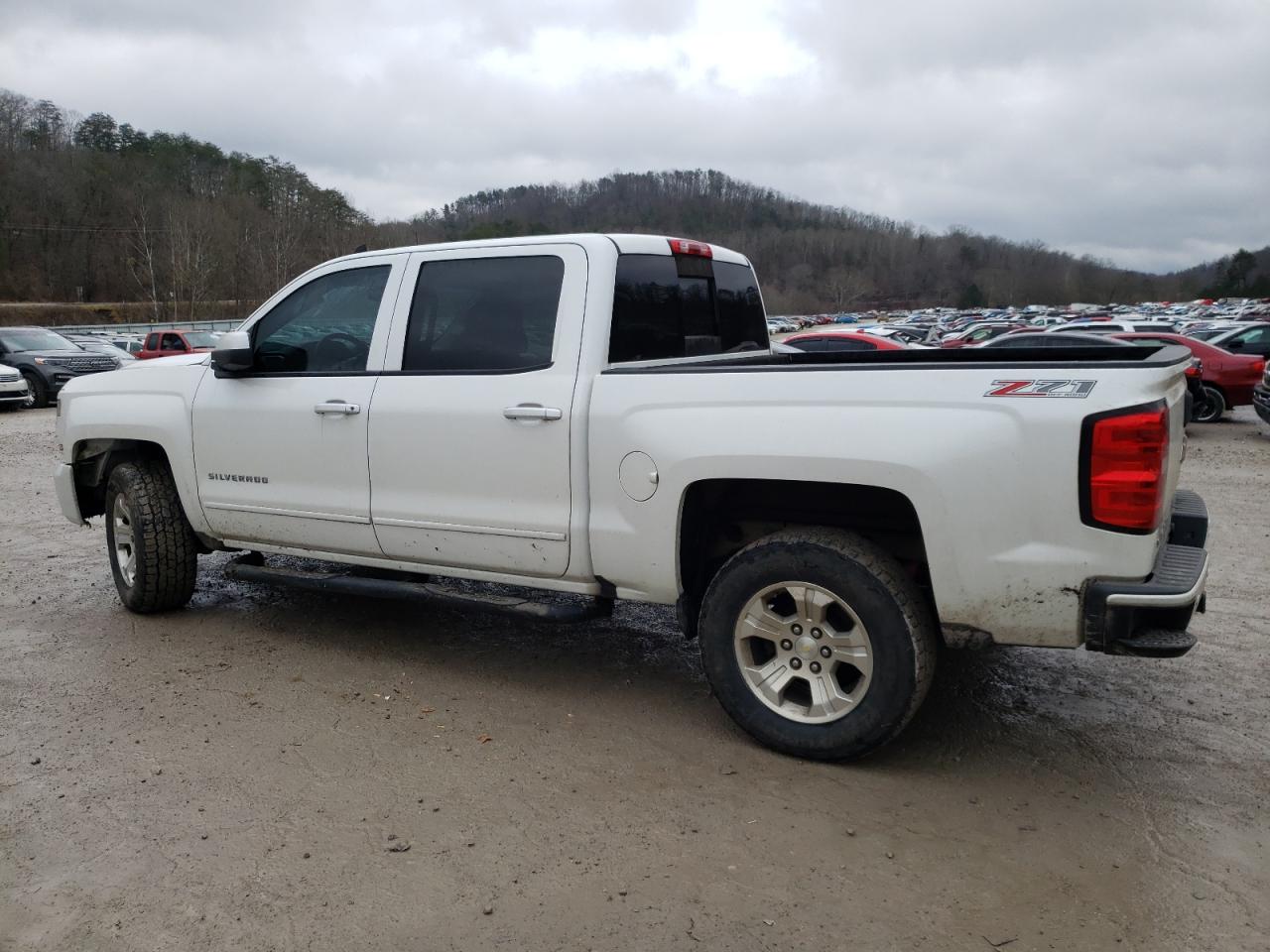 Photo 1 VIN: 3GCUKREC6HG213125 - CHEVROLET SILVERADO 