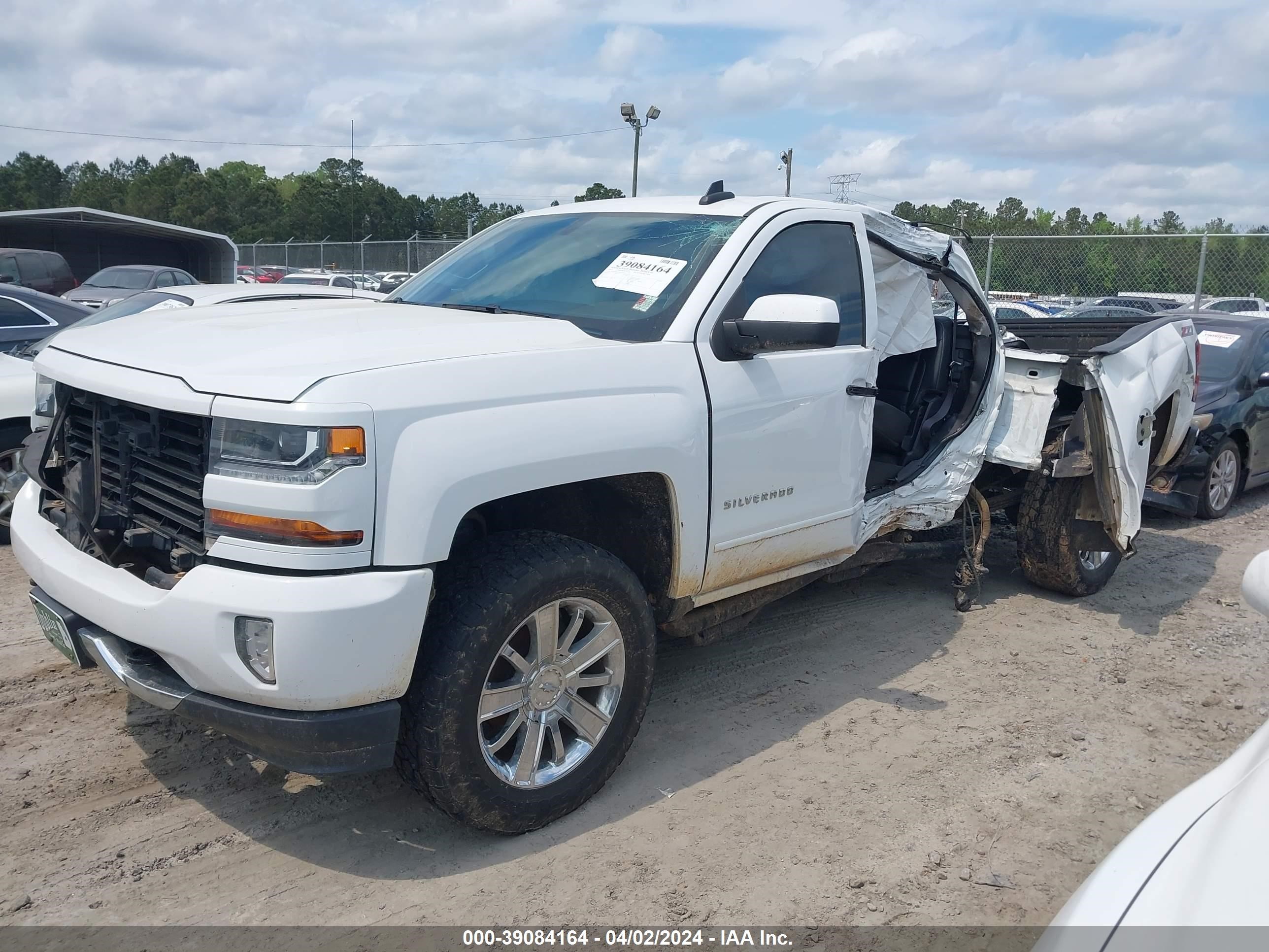 Photo 1 VIN: 3GCUKREC6HG407797 - CHEVROLET SILVERADO 