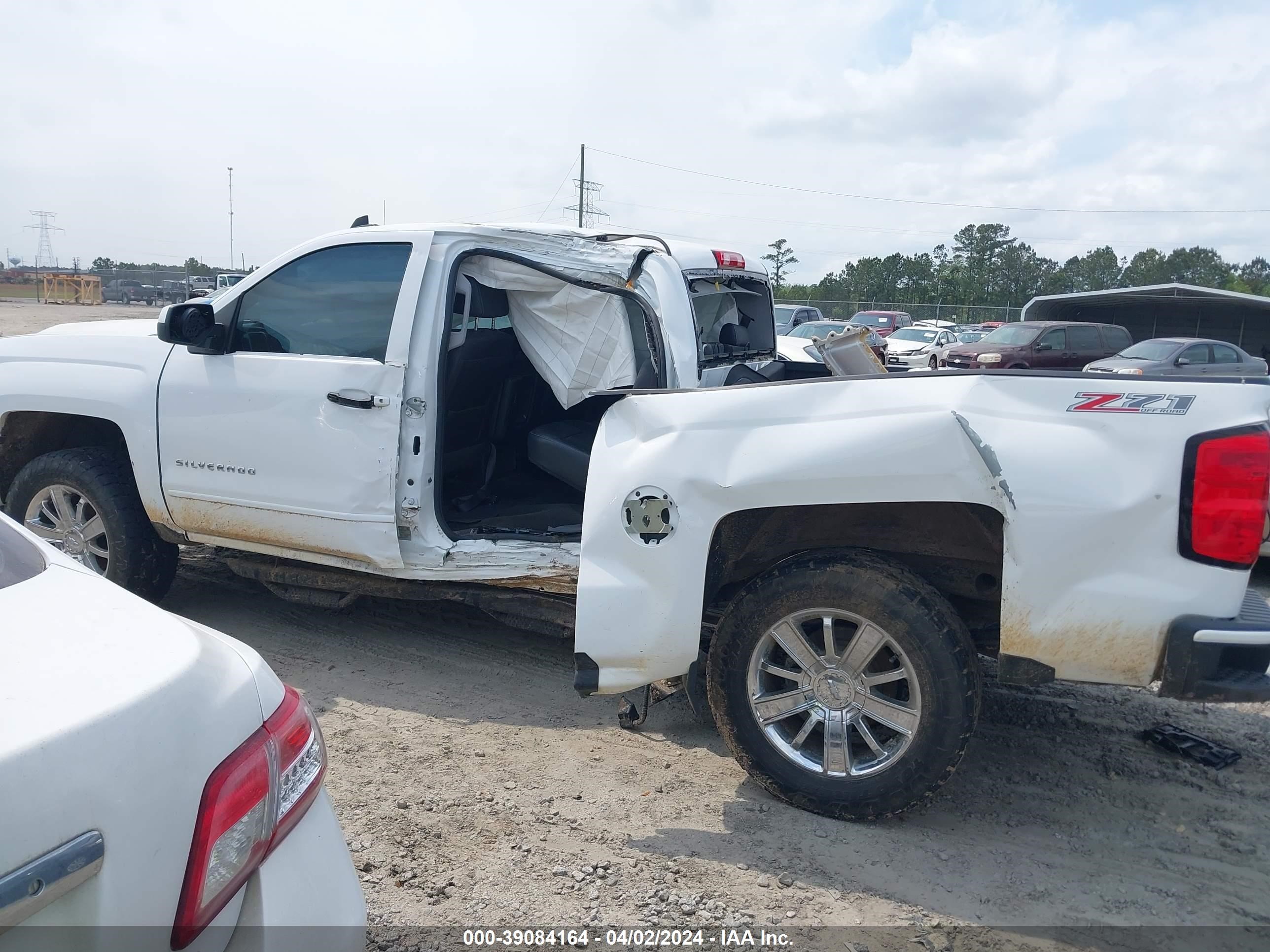 Photo 13 VIN: 3GCUKREC6HG407797 - CHEVROLET SILVERADO 