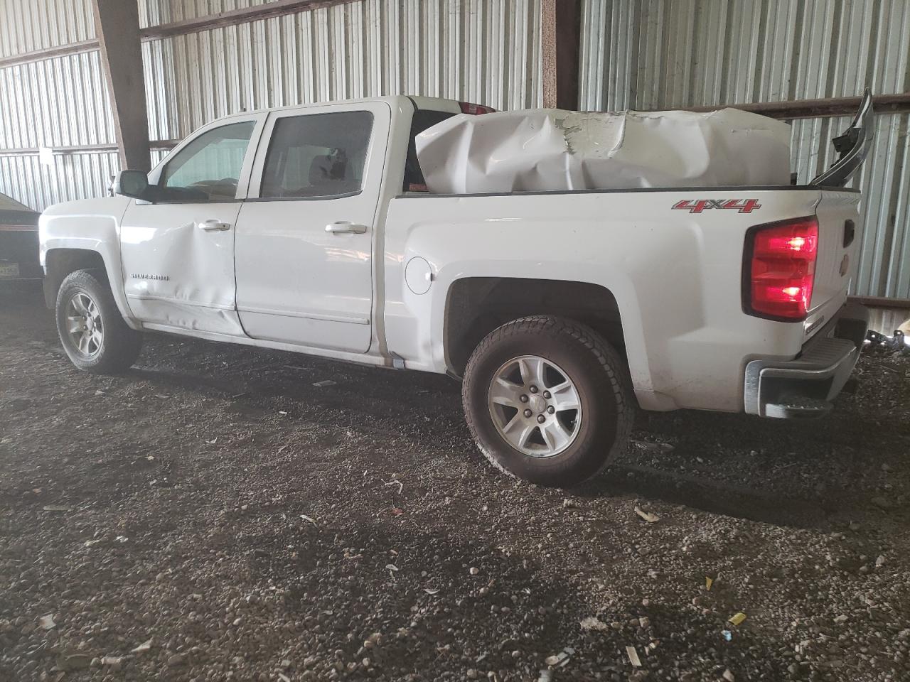 Photo 1 VIN: 3GCUKREC6HG464002 - CHEVROLET SILVERADO 