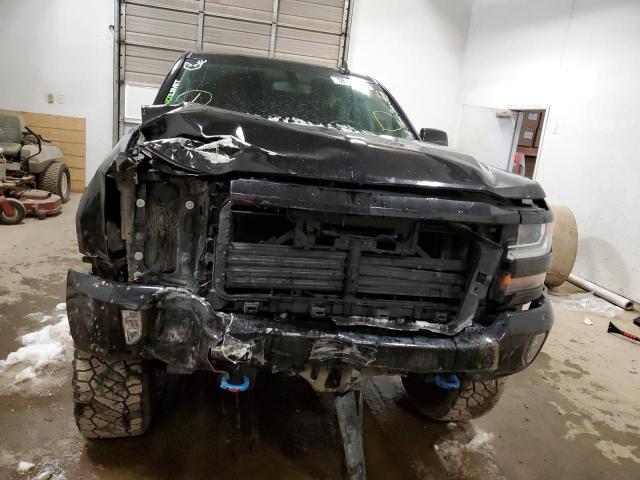 Photo 4 VIN: 3GCUKREC6JG140814 - CHEVROLET SILVERADO 