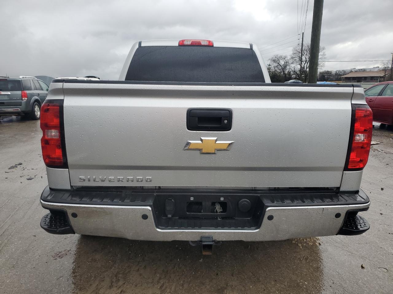 Photo 5 VIN: 3GCUKREC6JG572772 - CHEVROLET SILVERADO 