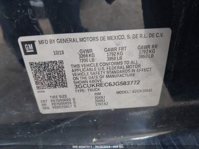 Photo 8 VIN: 3GCUKREC6JG583772 - CHEVROLET SILVERADO 