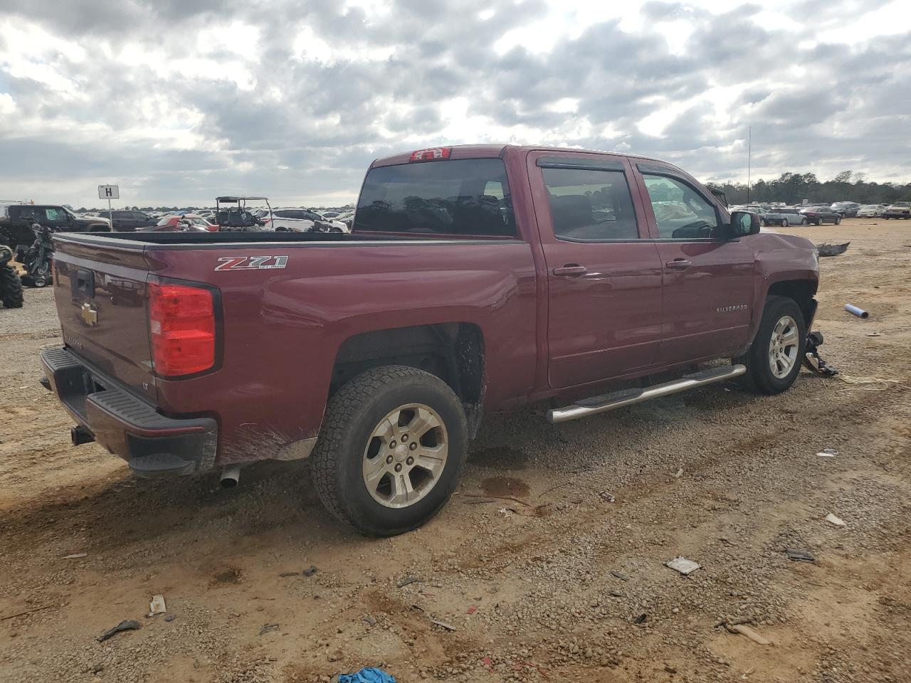 Photo 2 VIN: 3GCUKREC7GG369303 - CHEVROLET SILVERADO 