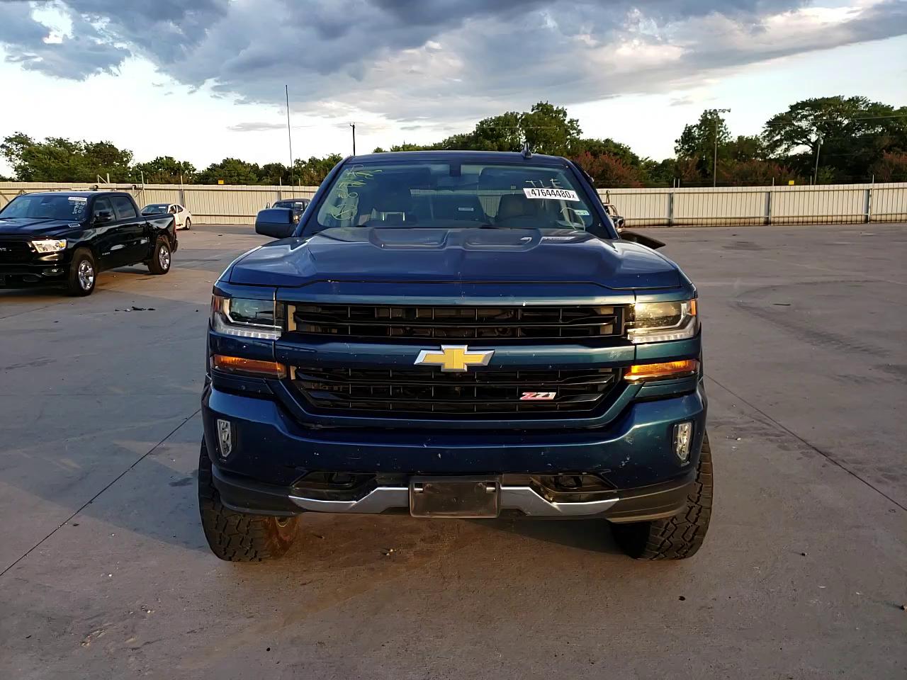 Photo 10 VIN: 3GCUKREC7HG467488 - CHEVROLET SILVERADO 