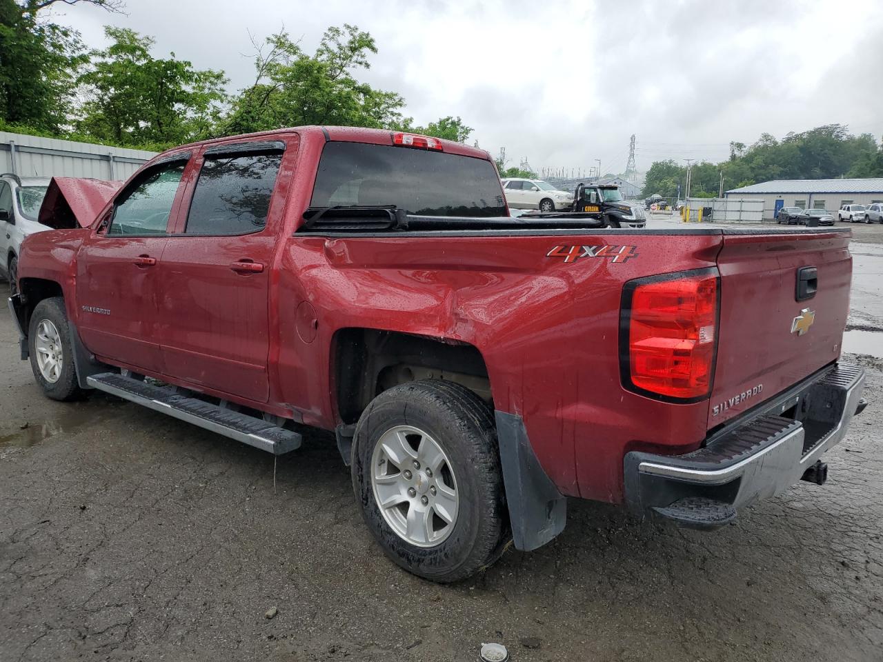 Photo 1 VIN: 3GCUKREC7JG180545 - CHEVROLET SILVERADO 