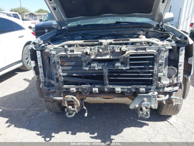 Photo 5 VIN: 3GCUKREC7JG205668 - CHEVROLET SILVERADO 