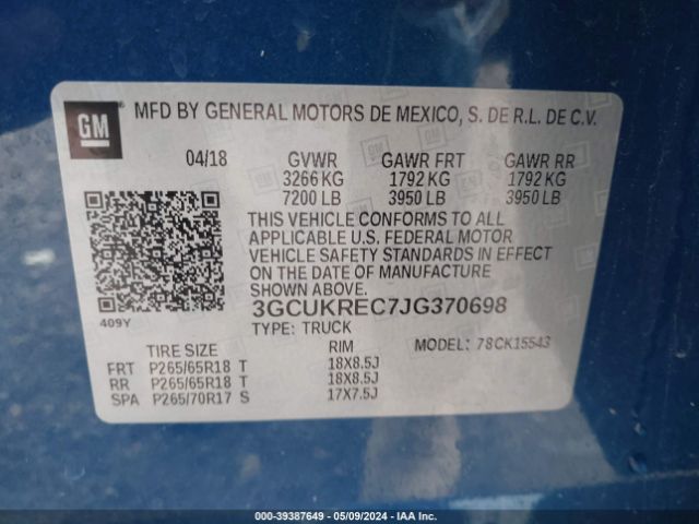 Photo 8 VIN: 3GCUKREC7JG370698 - CHEVROLET SILVERADO 