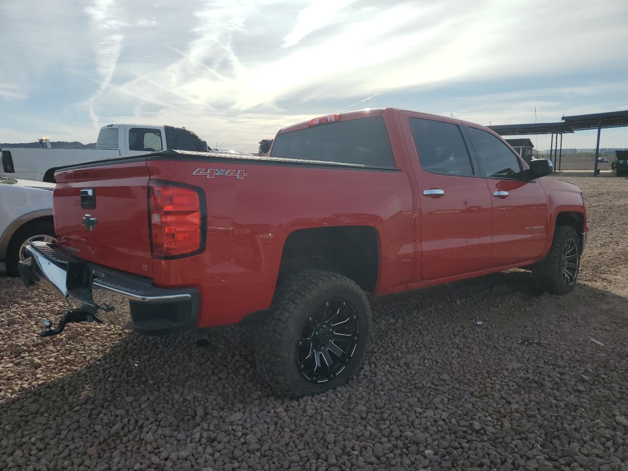 Photo 2 VIN: 3GCUKREC8EG402936 - CHEVROLET SILVERADO 