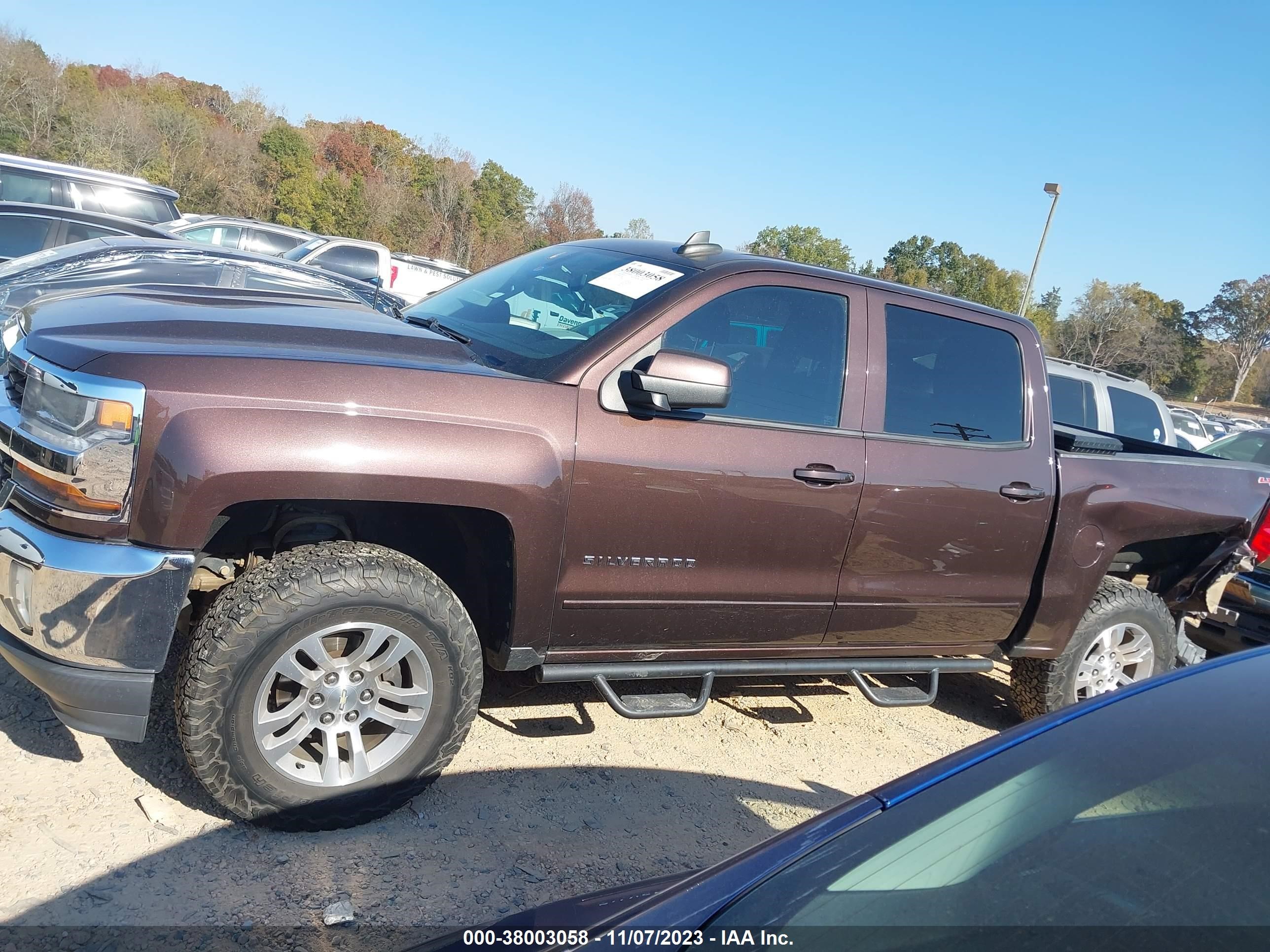 Photo 13 VIN: 3GCUKREC8GG190347 - CHEVROLET SILVERADO 