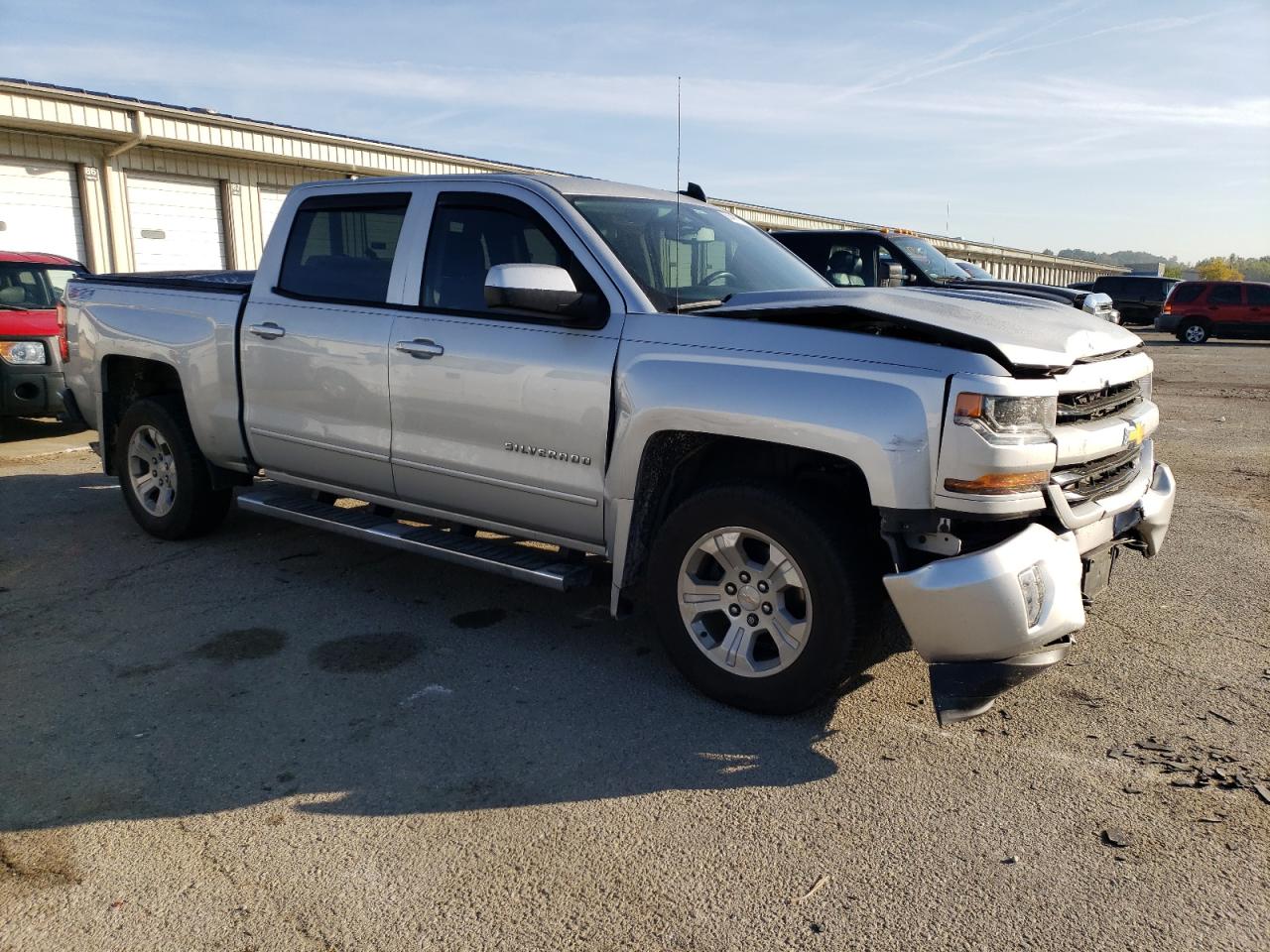 Photo 3 VIN: 3GCUKREC8HG187739 - CHEVROLET SILVERADO 