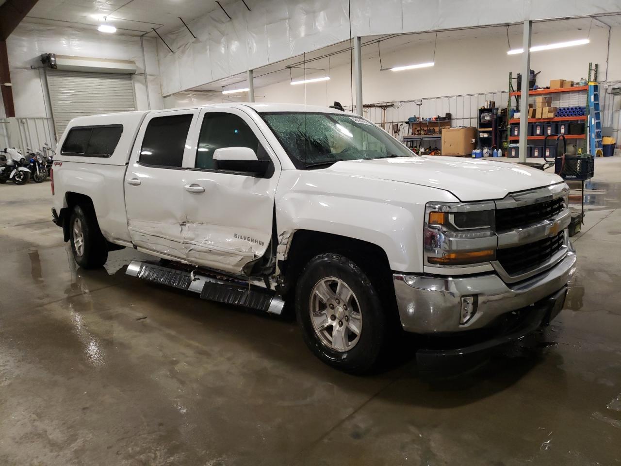 Photo 3 VIN: 3GCUKREC8HG215118 - CHEVROLET SILVERADO 