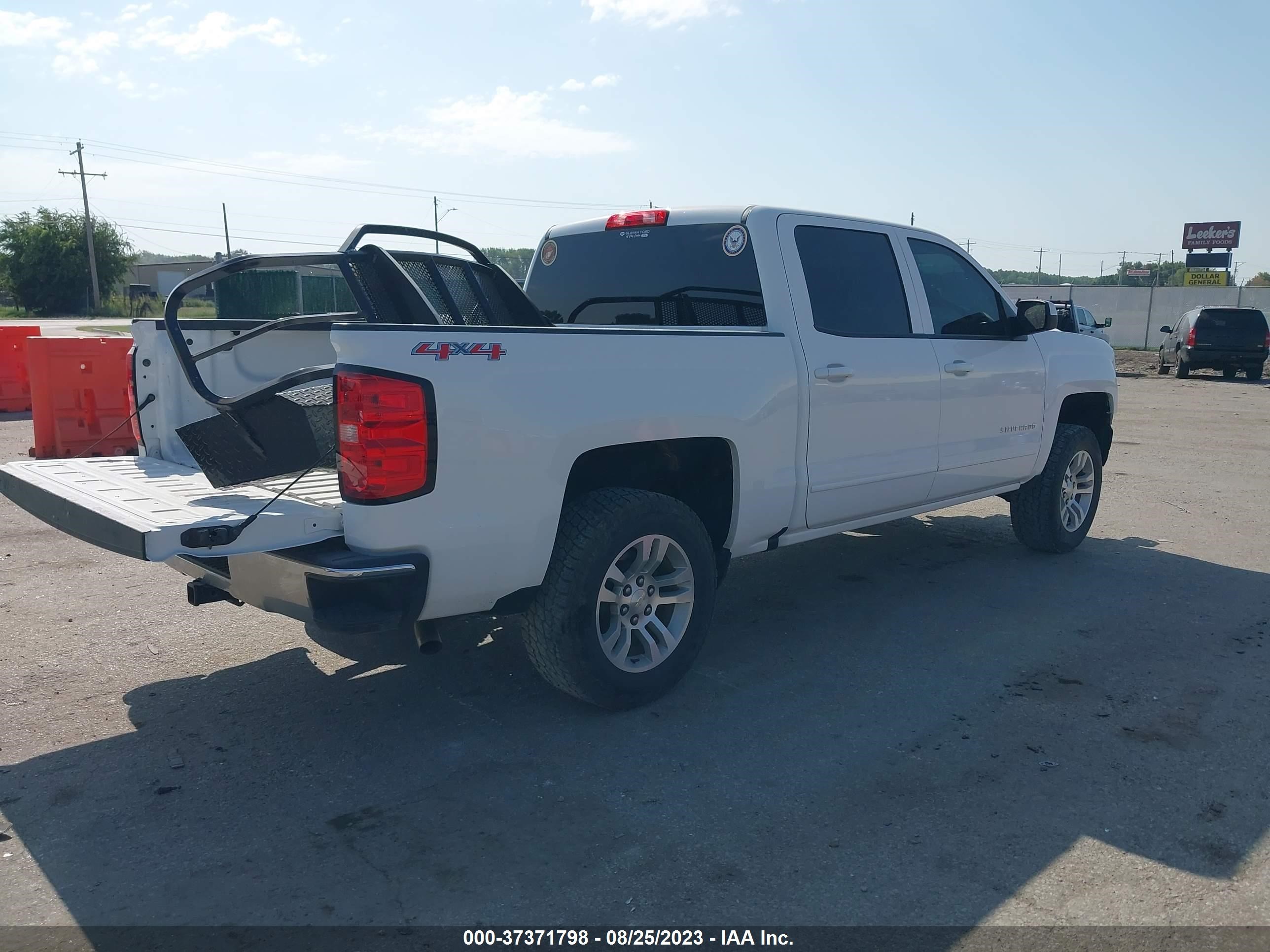 Photo 3 VIN: 3GCUKREC8HG344976 - CHEVROLET SILVERADO 