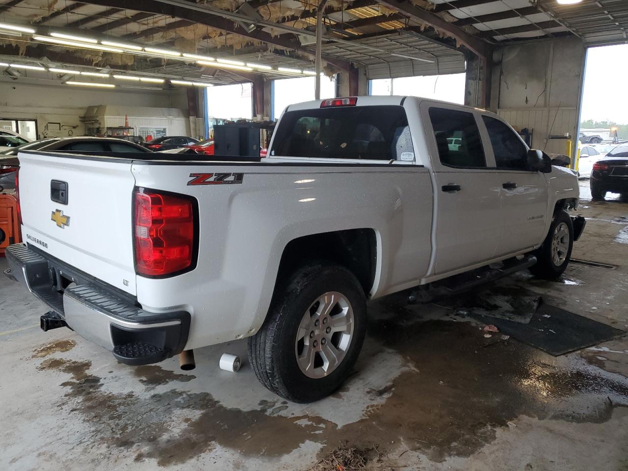 Photo 2 VIN: 3GCUKREC9EG361863 - CHEVROLET SILVERADO 