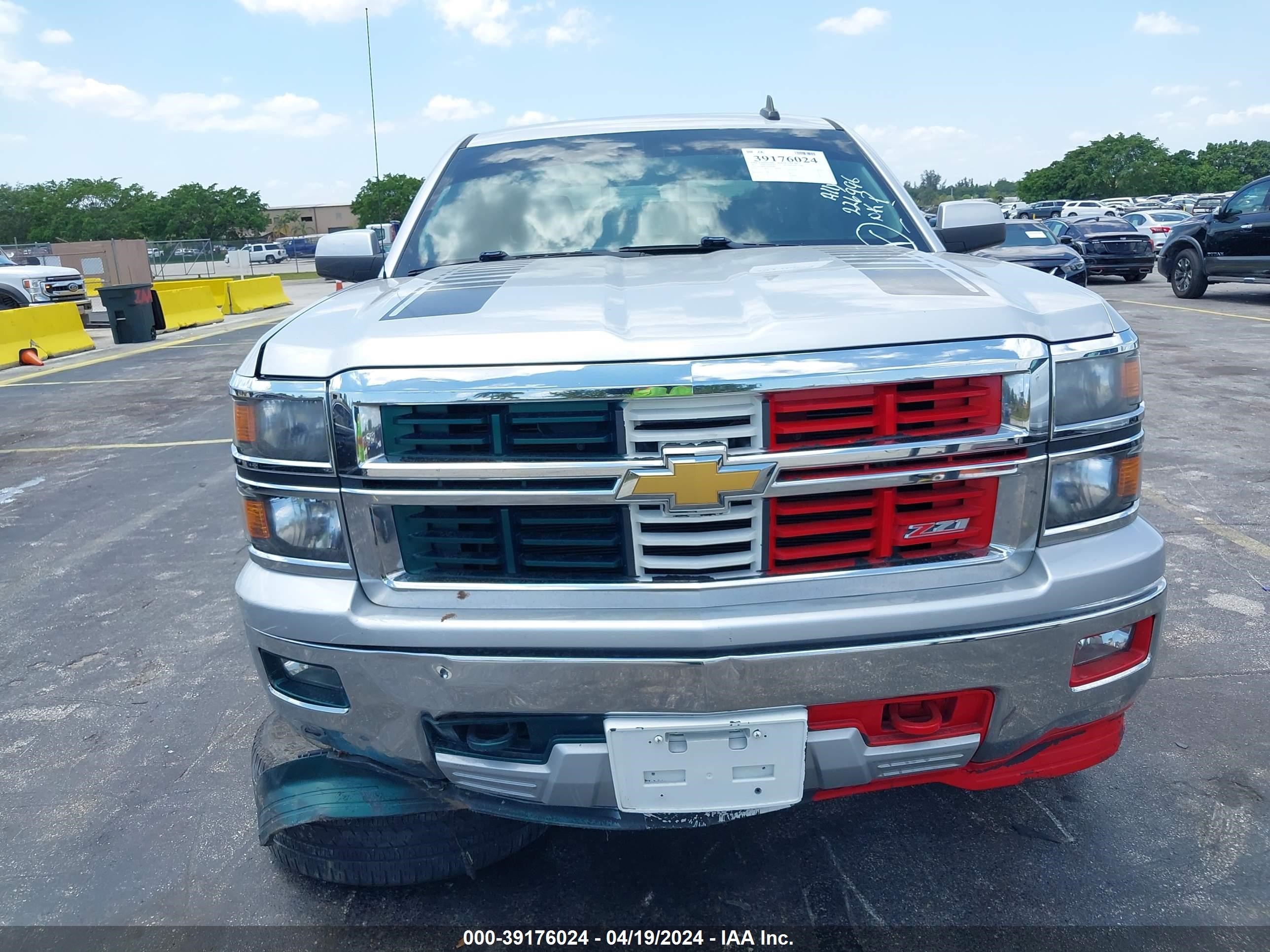 Photo 11 VIN: 3GCUKREC9FG226996 - CHEVROLET SILVERADO 