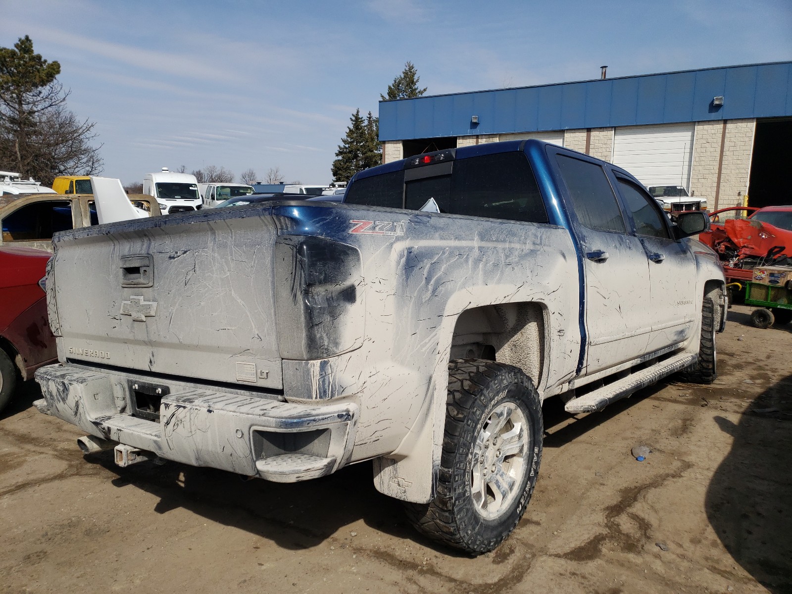 Photo 3 VIN: 3GCUKREC9GG296273 - CHEVROLET SILVERADO 