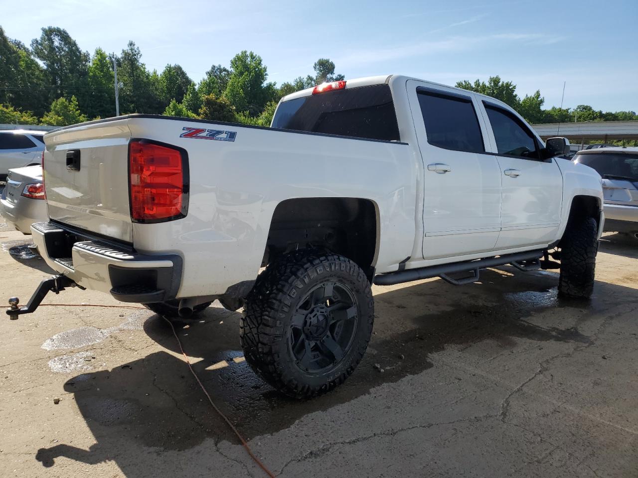 Photo 2 VIN: 3GCUKREC9HG348521 - CHEVROLET SILVERADO 