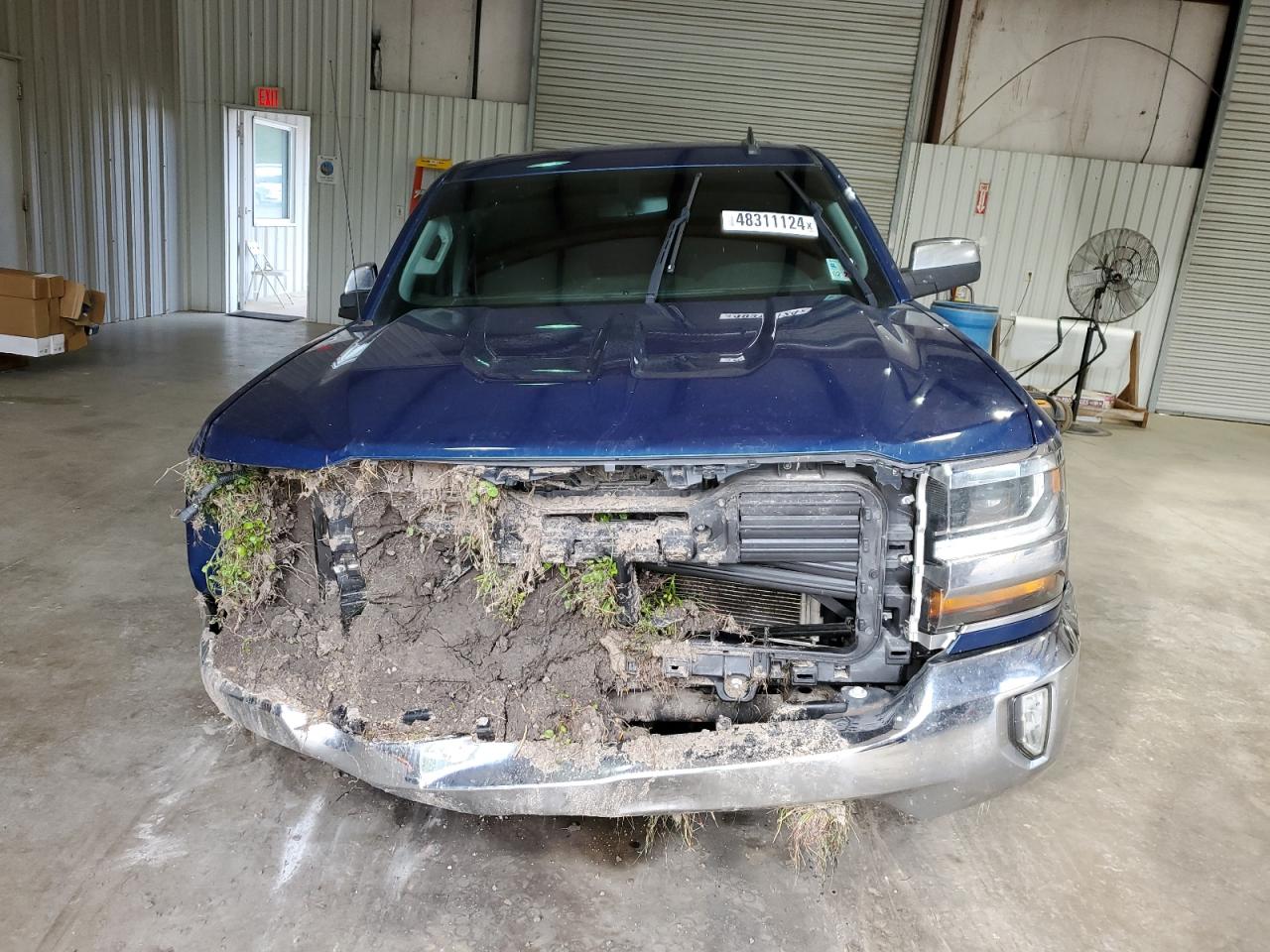 Photo 4 VIN: 3GCUKREC9JG143173 - CHEVROLET SILVERADO 