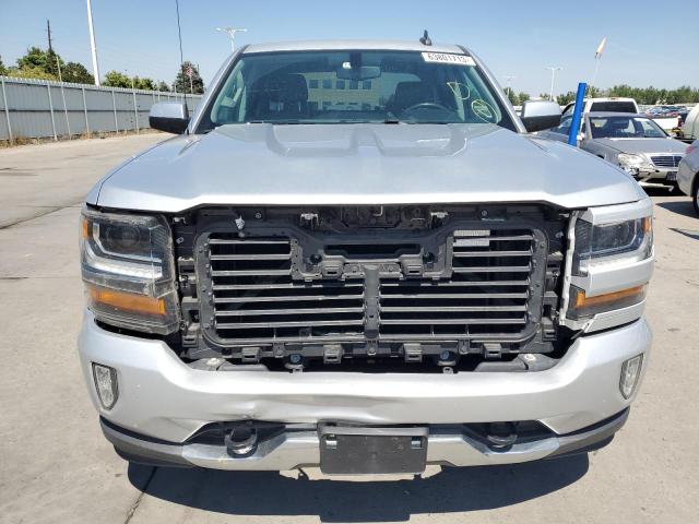 Photo 4 VIN: 3GCUKREC9JG323429 - CHEVROLET SILVERADO 