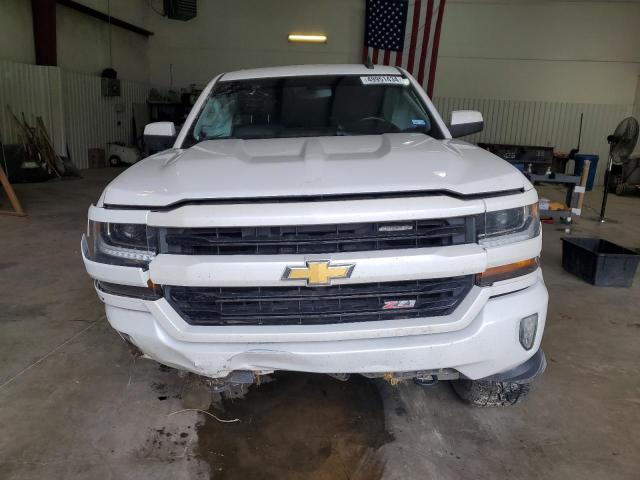 Photo 4 VIN: 3GCUKREC9JG332907 - CHEVROLET SILVERADO 